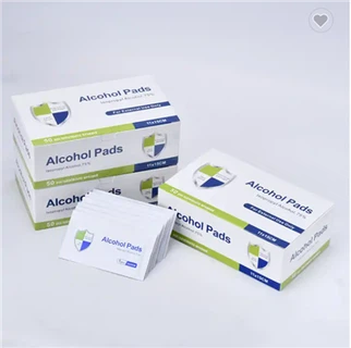 Salviettine detergenti con alcol etilico